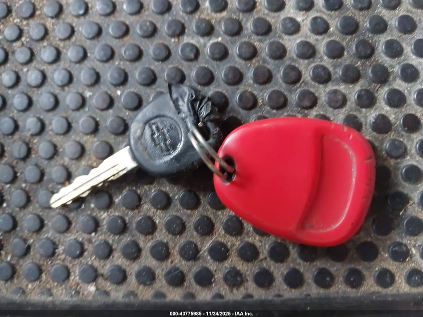 2004 Chevrolet Suburban 1500 Z71 VIN: 3GNFK16Z24G196449 Lot: 43775985