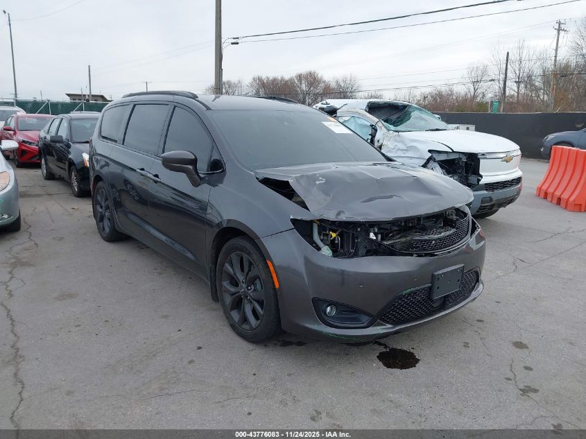 CHRYSLER PACIFICA TOURING L