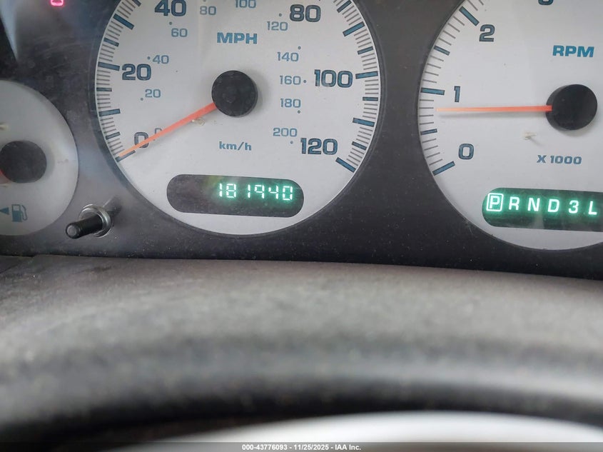 2002 Dodge Grand Caravan Sport VIN: 1B4GP44332B544888 Lot: 43776093