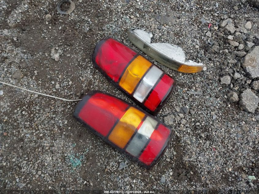 2005 GMC Sierra 2500Hd Slt VIN: 1GTHK29205E156143 Lot: 43776113