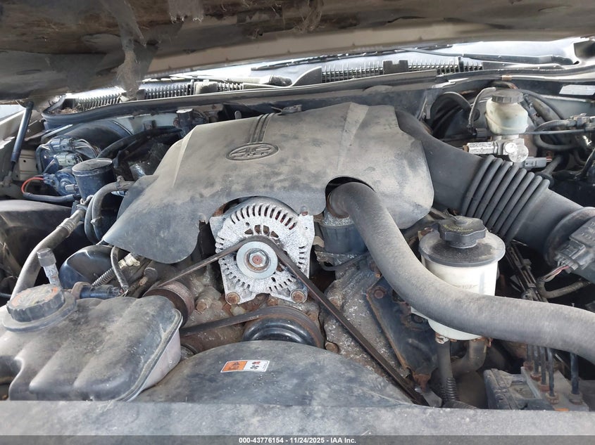 2000 Mercury Grand Marquis Ls VIN: 2MEFM75W1YX669068 Lot: 43776154