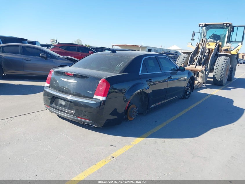Vin: 2c3ccaag0lh117765, lot: 44271624, chrysler 300 touring l 20204