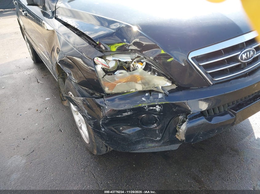 2007 Kia Sorento Lx VIN: KNDJD736975668555 Lot: 43776234