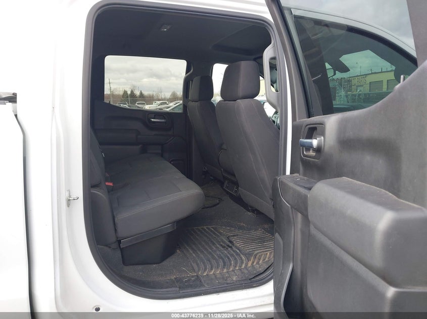 2021 Chevrolet Silverado 1500 4Wd Short Bed Custom Trail Boss VIN: 1GCPYCEF6MZ377097 Lot: 43776239