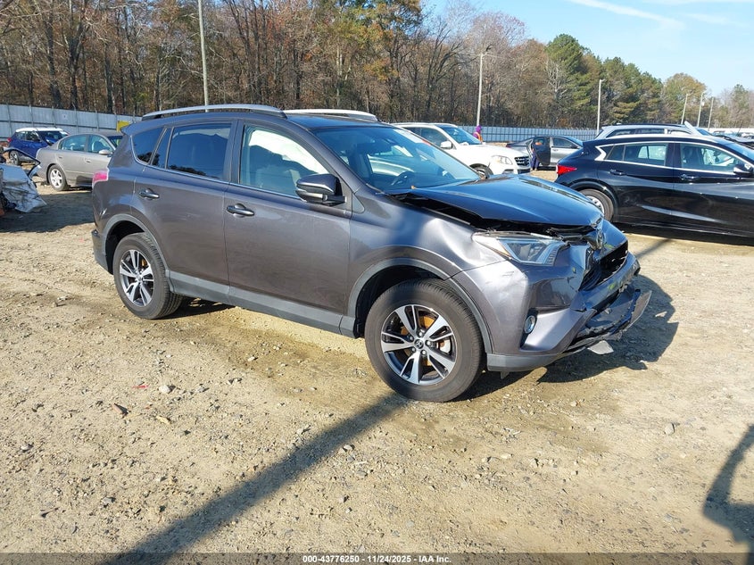 TOYOTA RAV4 XLE