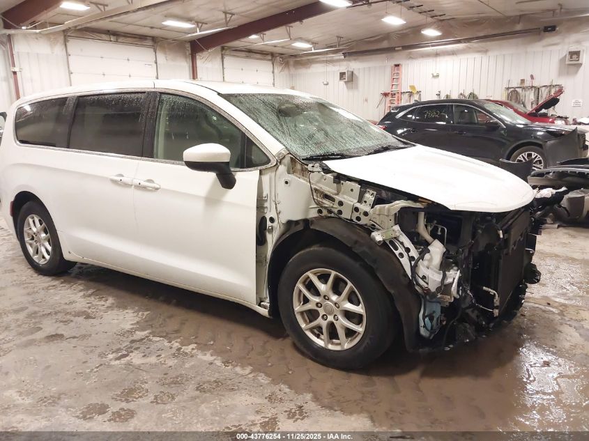 CHRYSLER PACIFICA TOURING