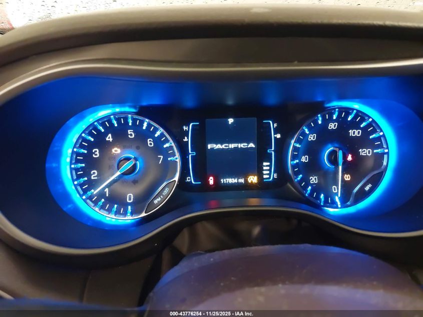 2017 Chrysler Pacifica Touring VIN: 2C4RC1DG8HR720370 Lot: 43776254