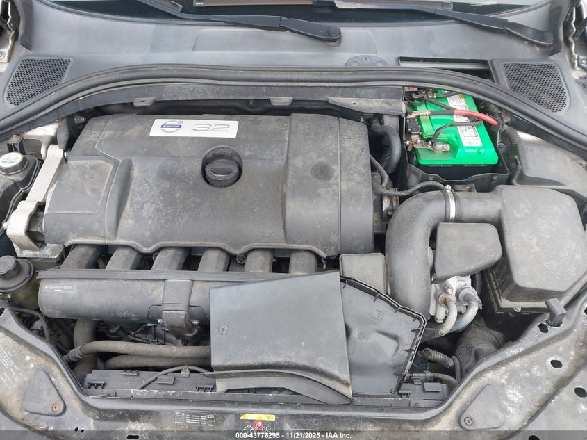 2011 Volvo Xc60 3.2 VIN: YV4940DZ4B2217964 Lot: 43776295