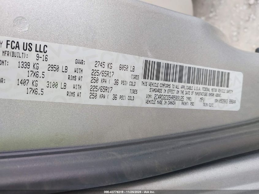 2017 Dodge Grand Caravan Sxt VIN: 2C4RDGCG5HR589125 Lot: 43776319