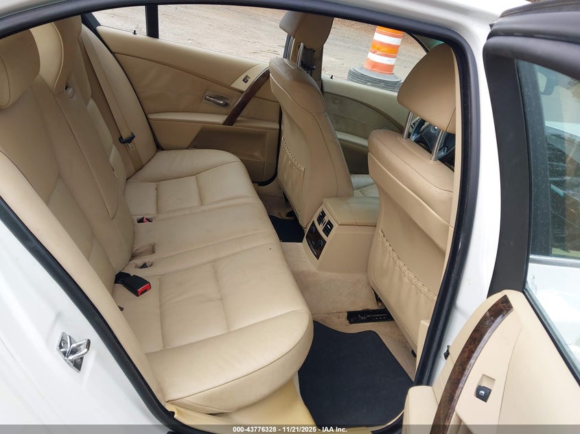 2007 BMW 530I VIN: WBANE73517CM50110 Lot: 43776328