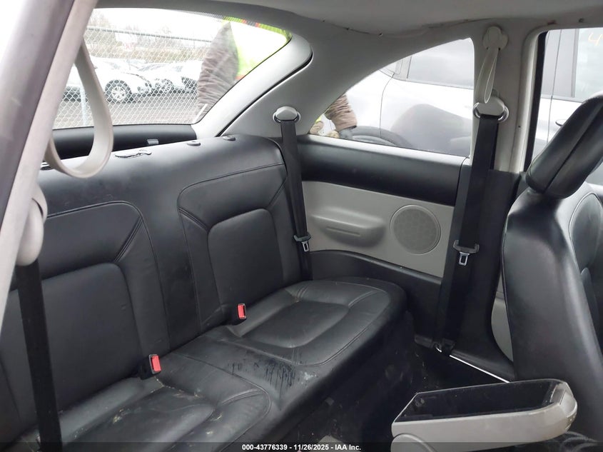 2000 Volkswagen New Beetle Glx VIN: 3VWDD21C5YM416108 Lot: 43776339