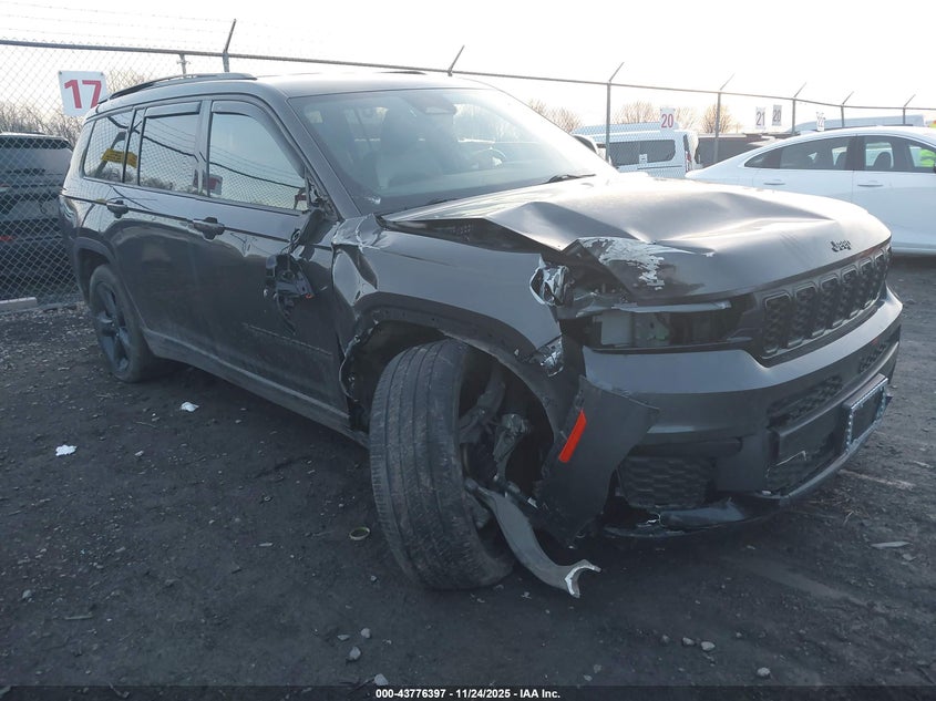 JEEP GRAND CHEROKEE ALTITUDE 4X4