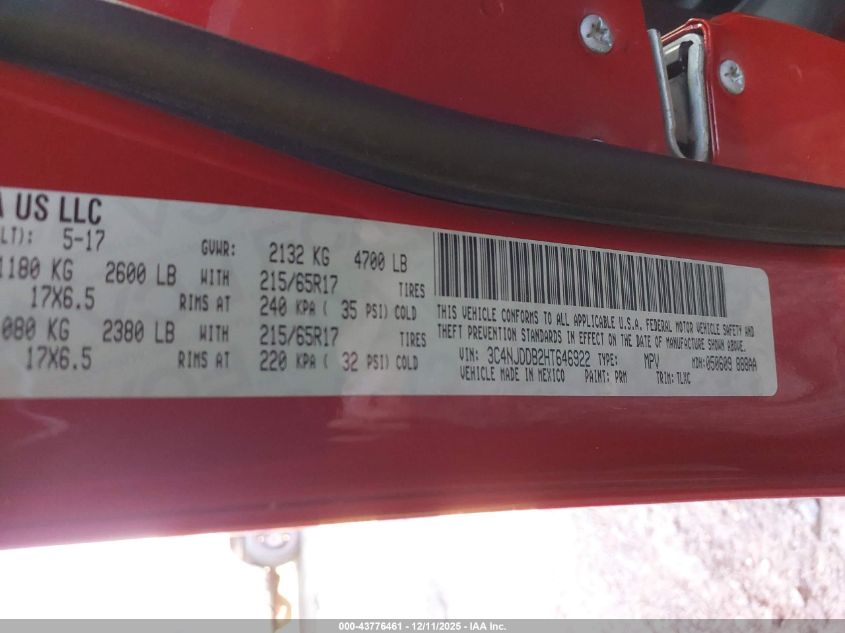 2017 Jeep New Compass Trailhawk 4X4 VIN: 3C4NJDDB2HT646922 Lot: 43776461