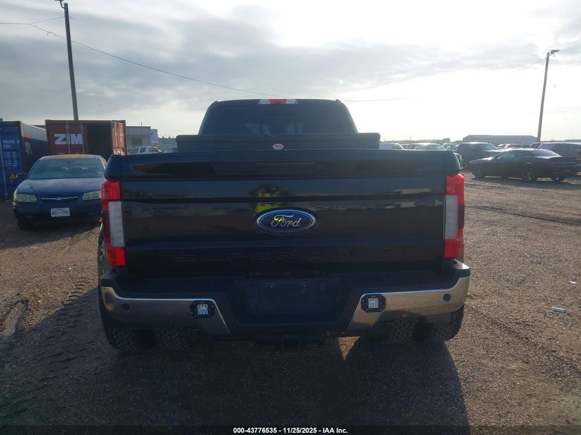 2019 Ford F-350 Lariat VIN: 1FT8W3DT3KEC77142 Lot: 43776535