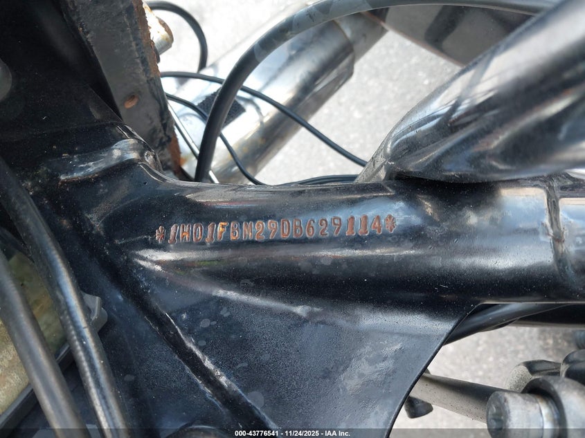 2013 Harley-Davidson Flhr Road King/Anniversary VIN: 1HD1FBM29DB629114 Lot: 43776541