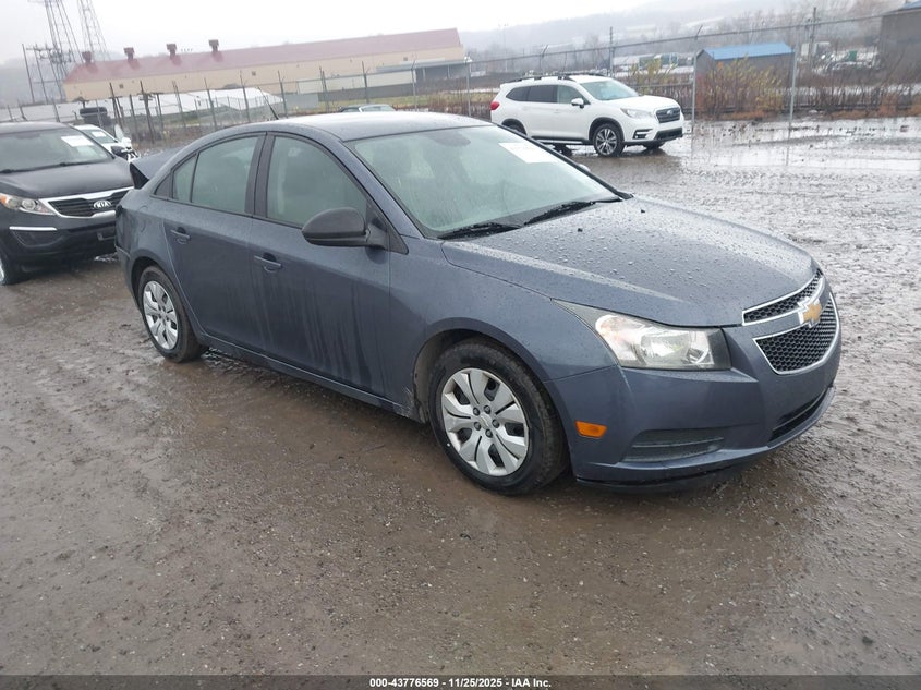 CHEVROLET CRUZE LS AUTO