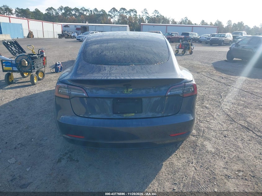 2020 Tesla Model 3 Standard Range Plus Rear-Wheel Drive/Standard Range Rear-Wheel Drive VIN: 5YJ3E1EA1LF658020 Lot: 43776596