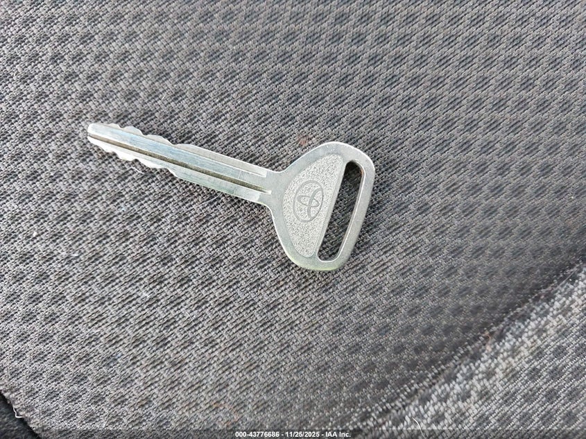 2005 Toyota Camry Se VIN: 4T1BE32K15U414717 Lot: 43776686