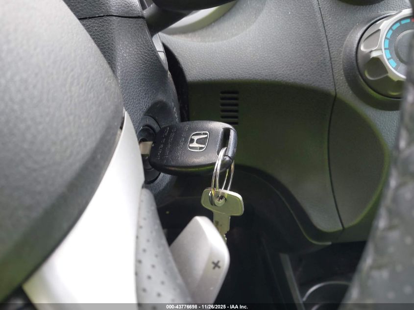 2011 Honda Fit Sport VIN: JHMGE8H52BC024508 Lot: 43776698