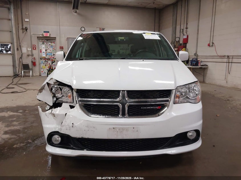 2018 Dodge Grand Caravan Sxt VIN: 2C4RDGCGXJR249734 Lot: 43776717