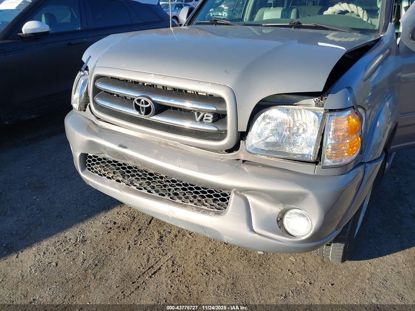 2002 Toyota Sequoia Limited V8 VIN: 5TDBT48A22S113985 Lot: 43776727