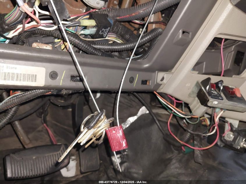 2008 Ford F-550 Chassis Lariat/Xl/Xlt VIN: 1FDAX56R08EA23825 Lot: 43776729