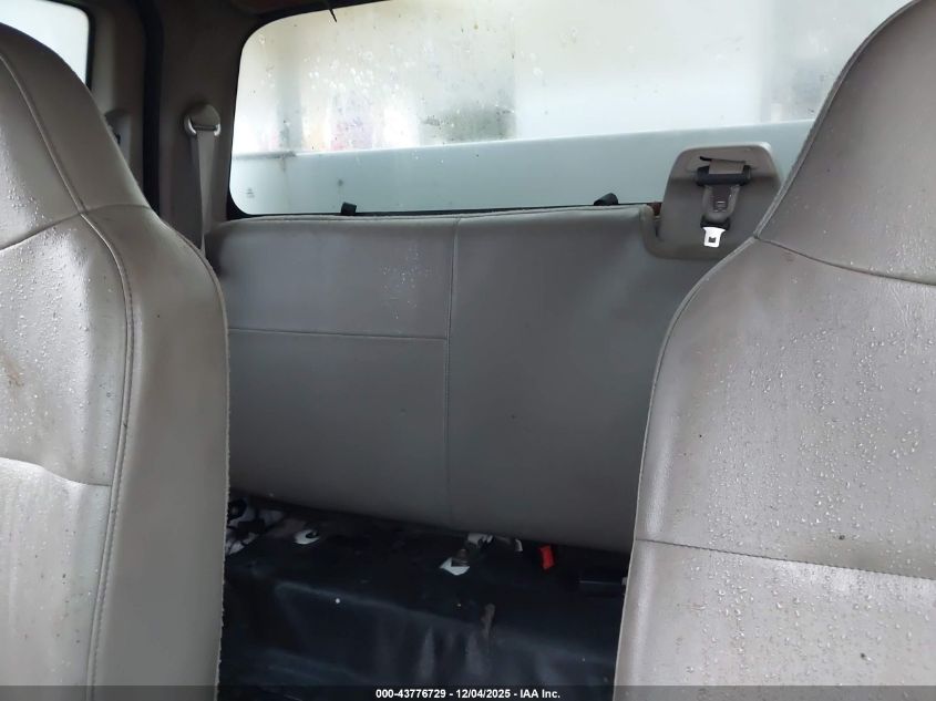 2008 Ford F-550 Chassis Lariat/Xl/Xlt VIN: 1FDAX56R08EA23825 Lot: 43776729