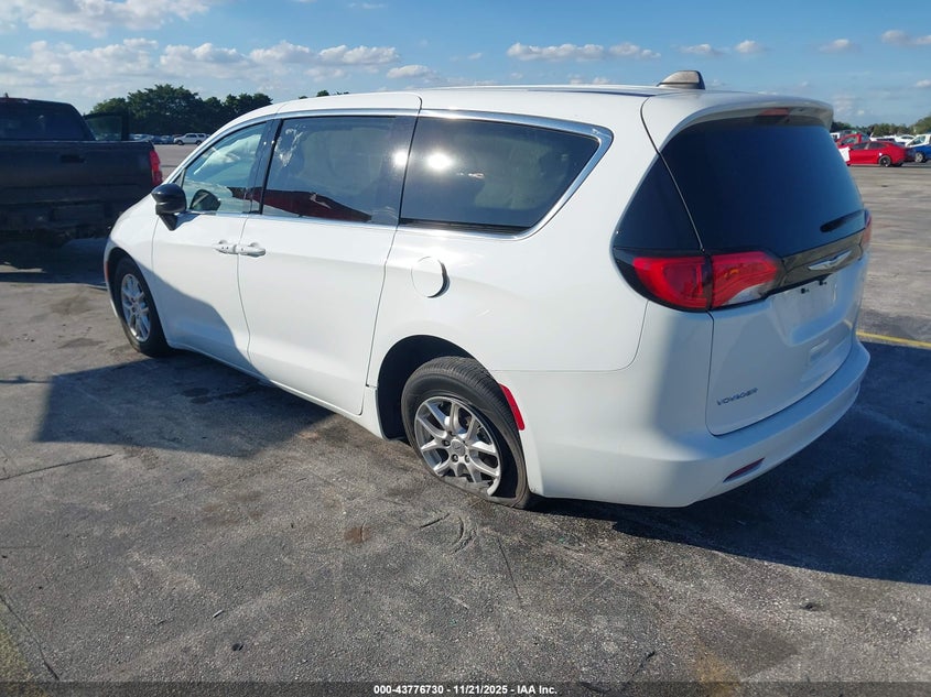2C4RC1CG5RR130016 2024 CHRYSLER VOYAGER photo no. 3