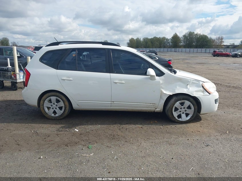 2009 Kia Rondo Lx VIN: KNAFG528597267478 Lot: 43776815
