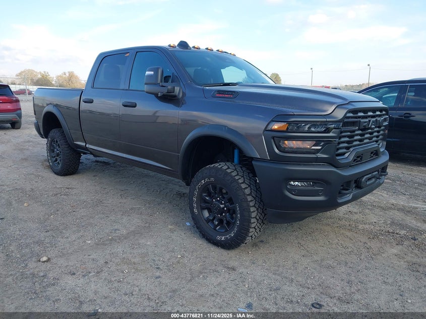 RAM 2500 TRADESMAN 4X4 6 4 BOX