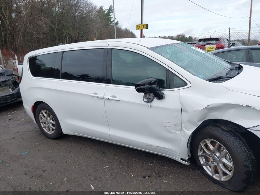 2025 Chrysler Pacifica Select VIN: 2C4RC1BG7SR527962 Lot: 43776862