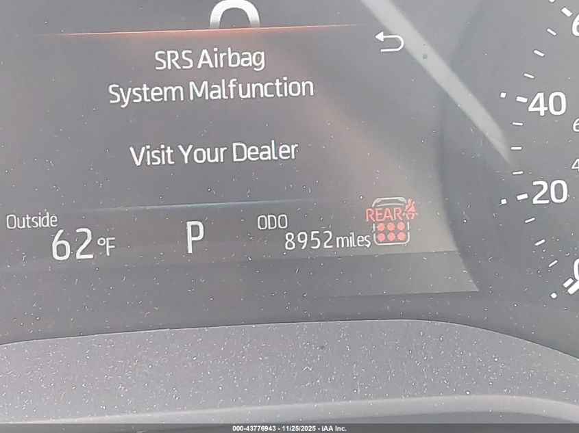 2025 Toyota Sienna Xle VIN: 5TDJRKEC0SS268149 Lot: 43776943