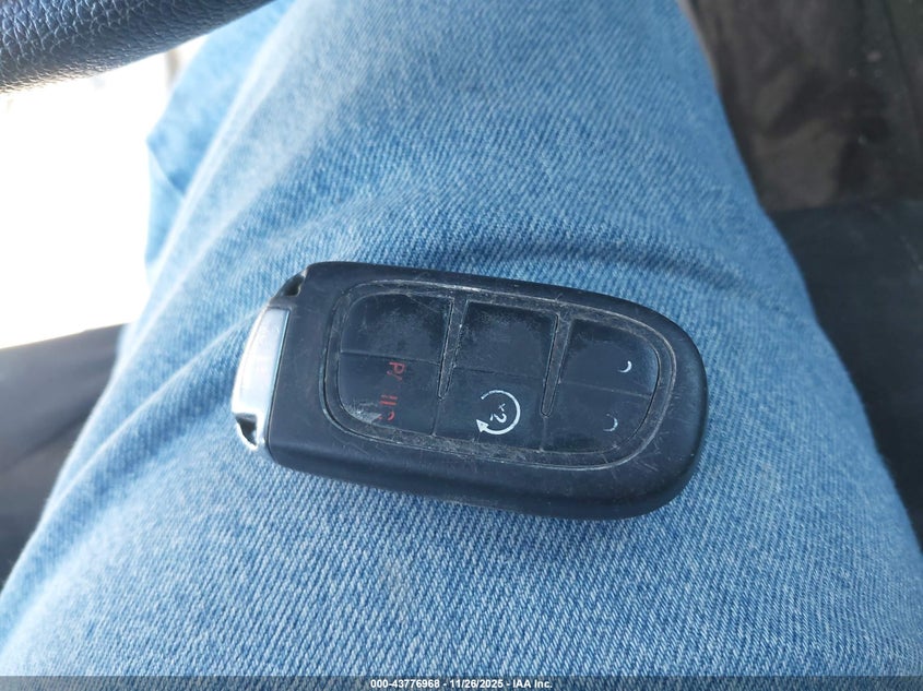 2018 Ram 3500 Laramie 4X4 8' Box VIN: 3C63RRJL5JG292717 Lot: 43776968