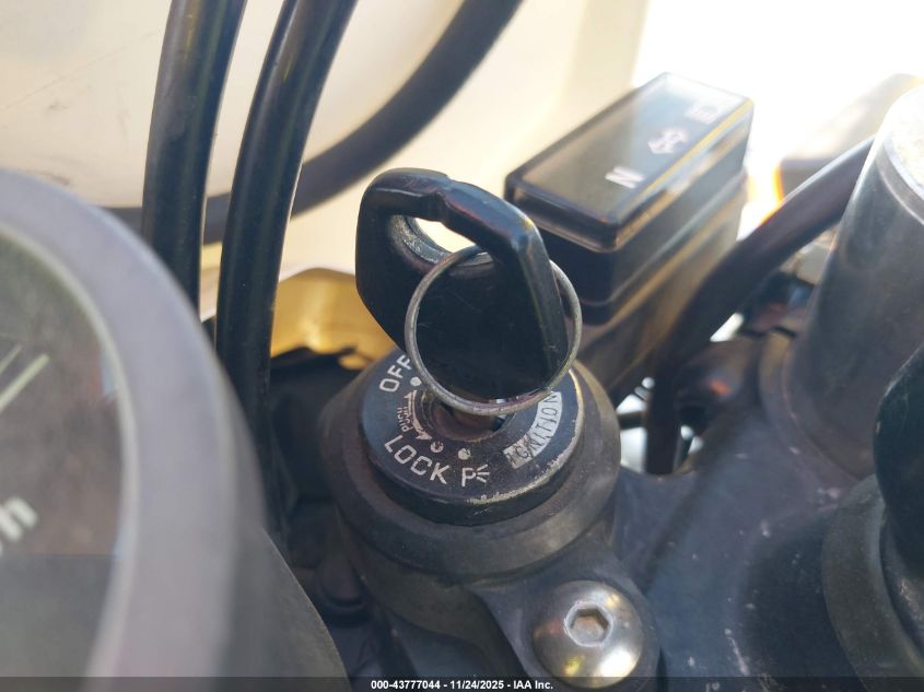 2005 Suzuki Dr650 Se VIN: JS1SP46A752101814 Lot: 43777044