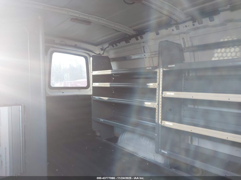 2015 GMC Savana 2500 Work Van VIN: 1GTW7FCF0F1901199 Lot: 43777066