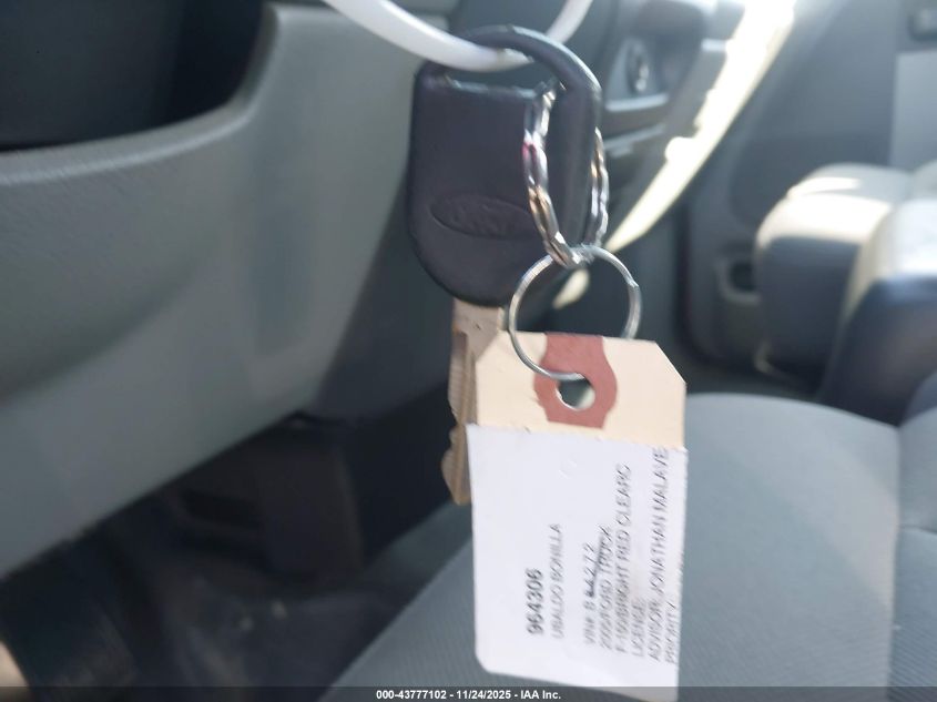 2005 Ford F-150 Stx/Xl/Xlt VIN: 1FTRX12W15NB84272 Lot: 43777102