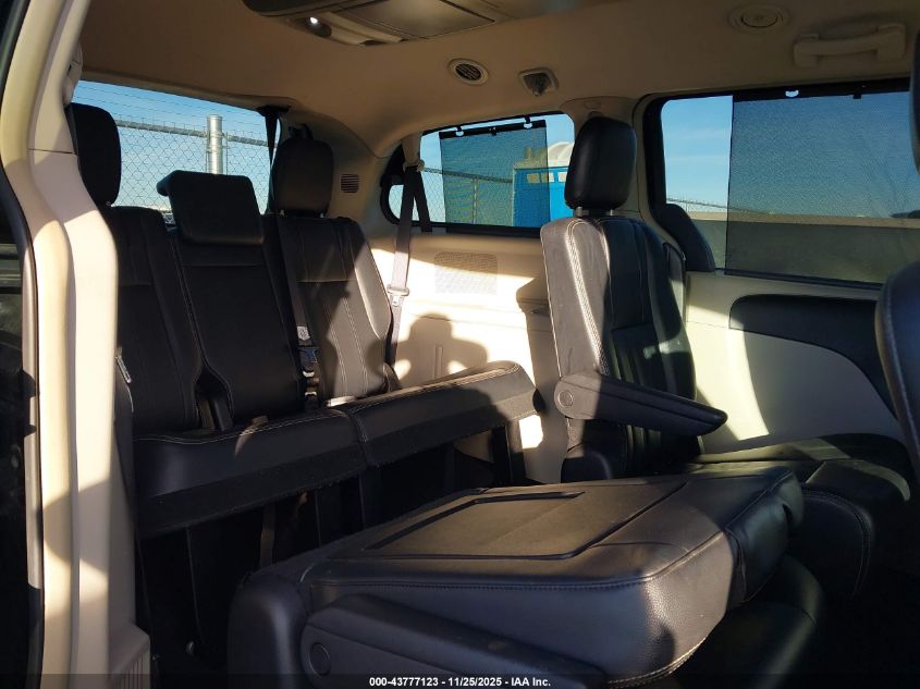 2015 Chrysler Town & Country Touring VIN: 2C4RC1BG4FR755584 Lot: 43777123