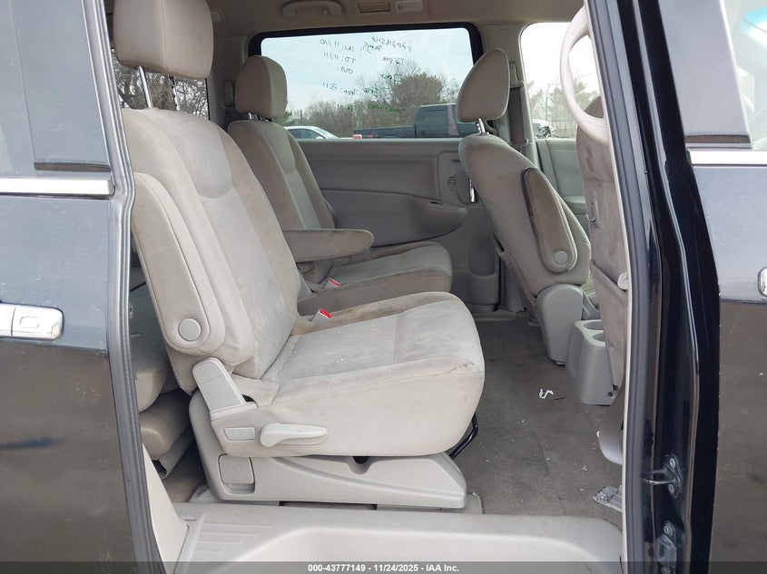 JN8AE2KP8F9132296 2015 NISSAN QUEST photo no. 8
