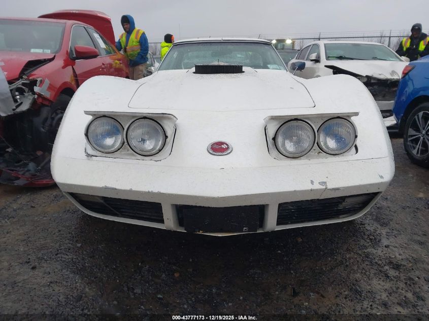 1975 Chevrolet Corvette VIN: 1Z37J4S422825 Lot: 43777173