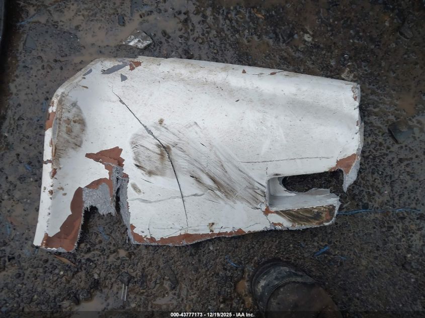 1975 Chevrolet Corvette VIN: 1Z37J4S422825 Lot: 43777173