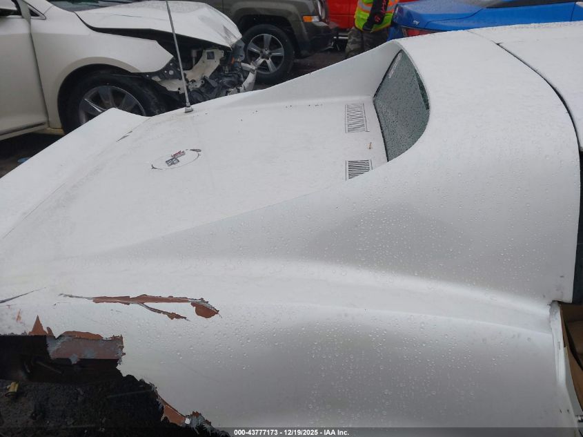 1975 Chevrolet Corvette VIN: 1Z37J4S422825 Lot: 43777173