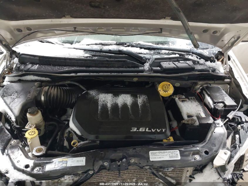 2015 Chrysler Town & Country Touring VIN: 2C4RC1BG3FR637235 Lot: 43777221