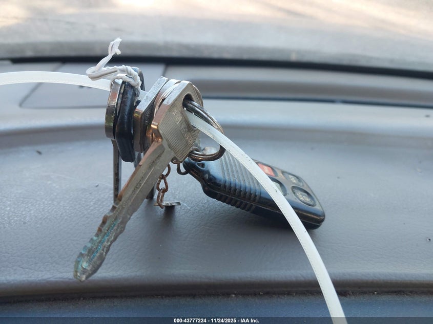 1995 Ford Taurus Gl/Se VIN: 1FALP52U1SA180937 Lot: 43777224