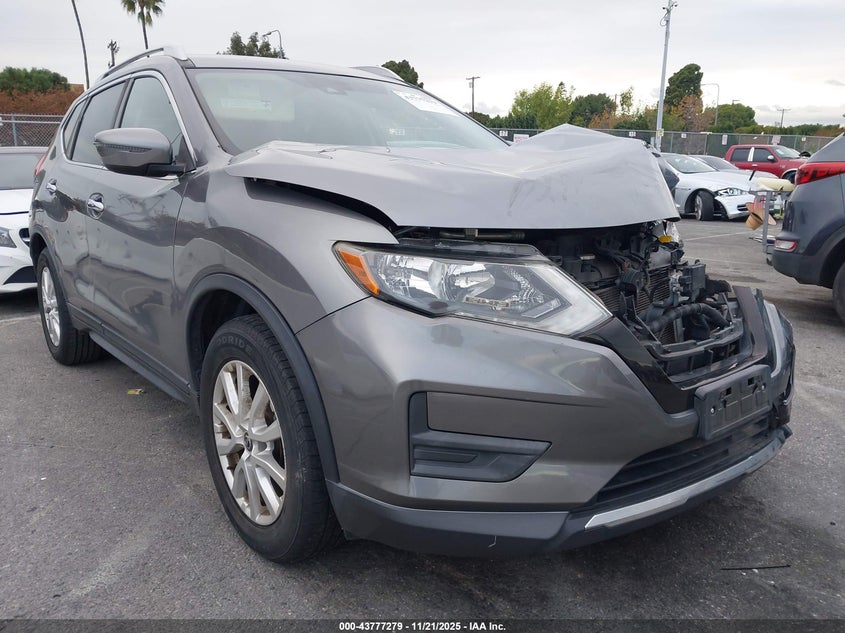 NISSAN ROGUE SV FWD