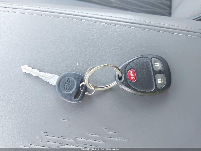 2015 Chevrolet Traverse Ls VIN: 1GNKRFED1FJ100857 Lot: 43777288