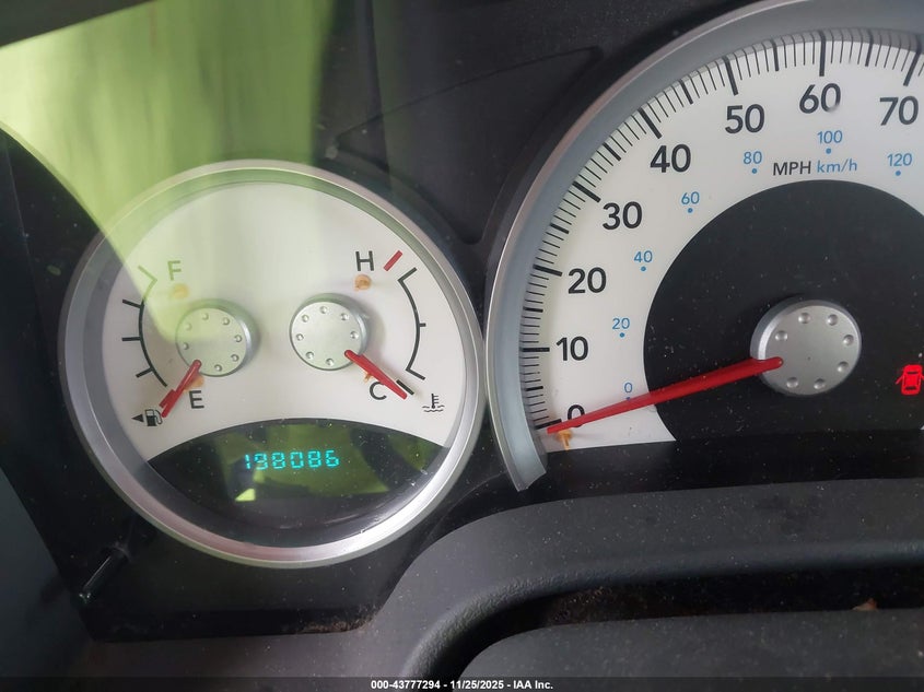 2004 Dodge Durango Limited VIN: 1D4HD58D74F118564 Lot: 43777294