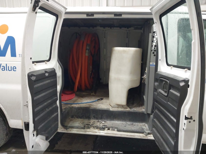 2007 Chevrolet Express Work Van VIN: 1GCHG39V471107622 Lot: 43777334