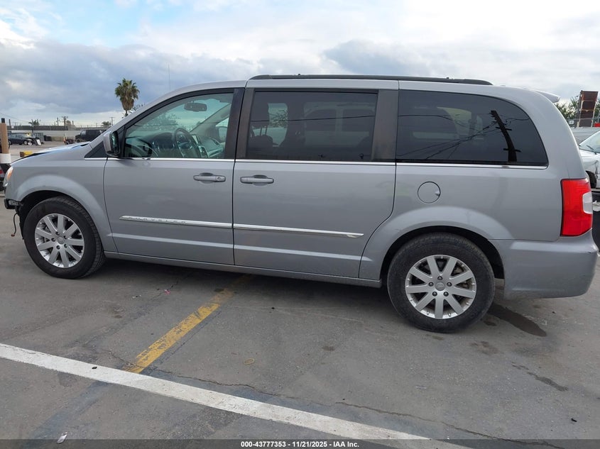 2015 Chrysler Town & Country Touring VIN: 2C4RC1BG3FR644248 Lot: 43777353