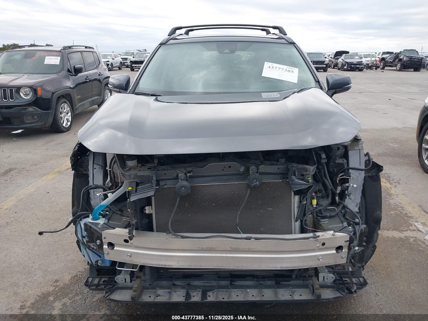 2019 Toyota Rav4 Xle Premium VIN: 2T3C1RFV2KC004990 Lot: 43777385