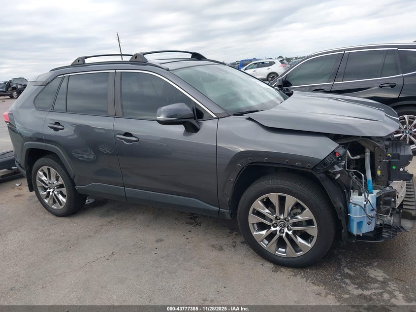 2019 Toyota Rav4 Xle Premium VIN: 2T3C1RFV2KC004990 Lot: 43777385